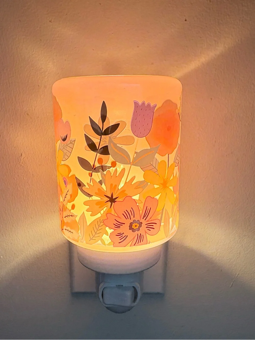 Scentsy Iridescent Floral Nightlight Wax Warmer